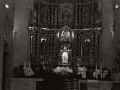 Celebración de actos religiosos en el interior de la iglesia parroquial de San Miguel
