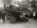 ACCIDENTE DE TRAFICO ENTRE UN AUTOBUS DE TRANSPORTE PUBLICO  Y UN AUTOMOVIL. (Foto 1/4)