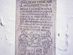 Iglesia parroquial de San Juan Bautista. Lápida de Juan de Yria