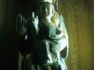 Iglesia parroquial de Nuestra Señora del Rosario de Ugarte. Escultura. Andra Mari