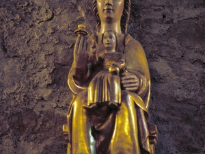 Ermita de San Isidro de Musakola. Escultura. Andra Mari