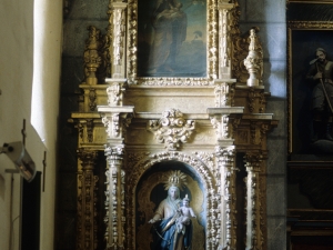 Iglesia parroquial de Santa Eulalia de Bedoña. Retablo de la Virgen del Rosario