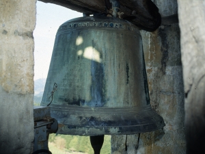 Iglesia parroquial de Santa Eulalia de Bedoña. Campana