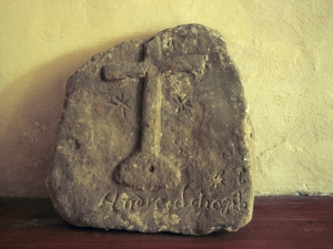 Ermita de San Valerio de Veneras. Lápida