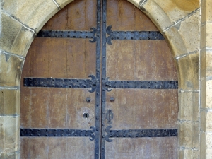 Iglesia parroquial de San Juan Bautista de Aozaratza. Puerta