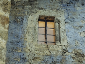 Iglesia parroquial de San Pedro apóstol de Izurieta. Ventana