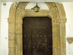 Iglesia parroquial de Santa Lucía de Galartza. Portada de acceso iglesia parroquial
