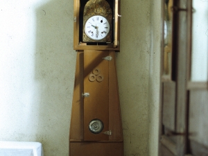 Iglesia parroquial de Nuestra Señora de la Asunción. Reloj de pie