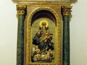 Iglesia parroquial de San Martín de Tours de Sorabilla. Retablo de la Virgen del Rosario