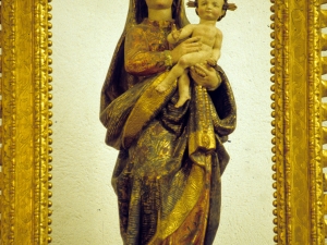 Iglesia parroquial de San Martín de Tours de Sorabilla. Escultura. Virgen con niño