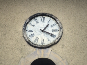 Iglesia parroquial de San Isidro de Aratz-Erreka. Reloj de torre