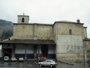 Iglesia parroquial de la Natividad de Urrestilla.