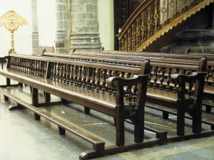 Iglesia parroquial de Nuestra Señora de la Asunción. Banco