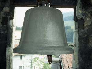 Iglesia parroquial de San Juan Bautista. Campana