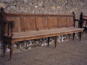 Ermita de la Andra Mari de Loinaz. Banco