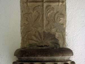 Ermita de la Andra Mari de Loinaz. Aguabenditera