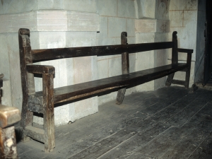 Iglesia parroquial de San Martín de Astigarreta. Banco