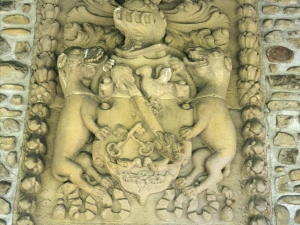 Ermita de Nuestra Señora de Loinaz. Escudo de armas