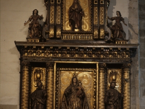Iglesia parroquial de San Pedro de Ariznoa. Retablo de la Virgen del Rosario