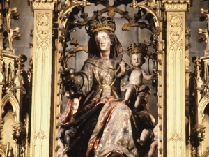 Iglesia parroquial de Nuestra Señora de la Asunción y del manzano. Escultura. Virgen del Manzano