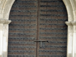 Iglesia parroquial de San Miguel Arcángel. Puerta