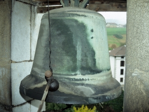 Iglesia parroquial de San Lorenzo. Campana