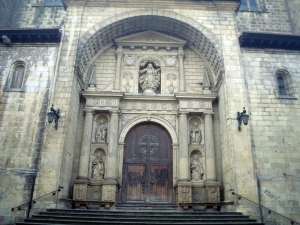 Iglesia parroquial de Nuestra Señora de la Asunción. Portada de la iglesia