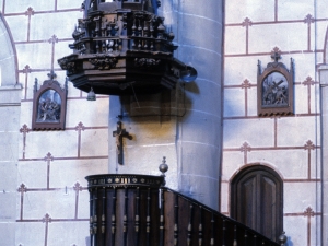 Iglesia parroquial de Nuestra Señora de la Asunción. Púlpito