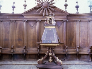 Iglesia parroquial de San Martín de Tours. Sillería