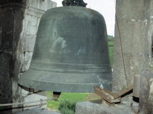 Iglesia parroquial de San Bartolomé. Campana