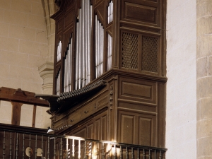 Iglesia parroquial de Nuestra Señora de la Asunción de Aizarna. Órgano
