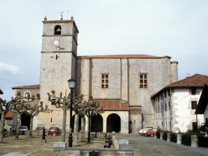 Iglesia parroquial de Nuestra Señora de la Asunción de Aizarna.