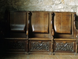 Iglesia parroquial de San Miguel Arcángel. Sitial