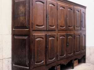 Iglesia parroquial de San Miguel Arcángel. Armario