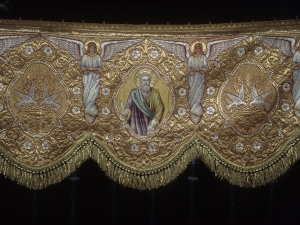 Iglesia parroquial de San Miguel Arcángel. Ornamento religioso