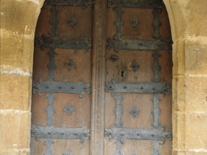 Iglesia de San Miguel Arcángel de Araotz. Puerta