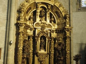 Iglesia parroquial de San Esteban. Retablo de la Virgen del Rosario