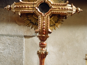 Iglesia parroquial de Nuestra Señora de la Asunción. Cruz de Mirandaola