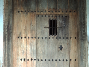 Ermita de San Sebastián. Tallas de puerta y coro