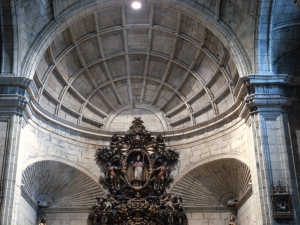 Iglesia parroquial de San Nicolás de Bari. Detalle del retablo mayor