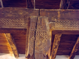 Ermita de la Andra Mari de Esozia. Talla en madera