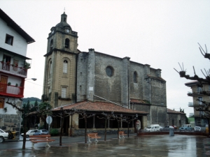 Iglesia parroquial d San Miguel Arcángel.