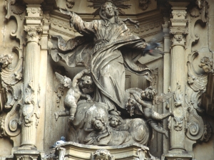 Basílica de Santa María. Escultura. Virgen