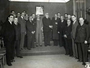 Guillermo Niessen taldearen erretratua ikastetxean