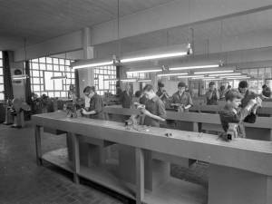 Escuela de aprendices de la empresa Niessen en Errenteria (Gipuzkoa)