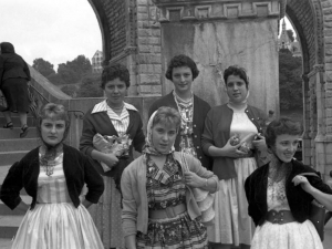 Niessen enpresaren zortzigarren eguna Errenterian (Gipuzkoa). Lourdes de Lourdes santutegira bidaia (Frantzia)