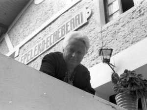 Niessen enpresaren bederatzigarren eguna Errenterian (Gipuzkoa). Irudian, Juana Schmidt