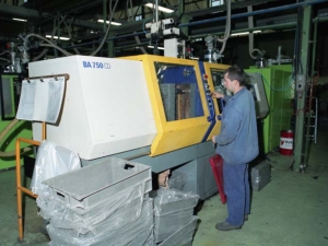Niessen enpresako plastiko-sekzioa, Oiartzunen (Gipuzkoa)