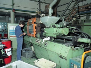 Niessen enpresako plastiko-sekzioa, Oiartzunen (Gipuzkoa)