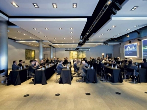 Evento celebrado con motivo del 97 aniversario, con el lema "Tres para los 100" de la marca Niessen